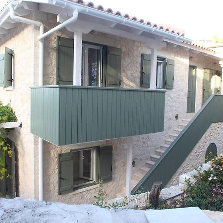Wild Sea Apartments Ayios Nikitas Bagian luar foto